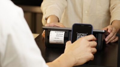 Memahami QRIS: Standar QR Nasional untuk Bayar dan Terima Uang
